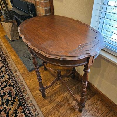 Antique Oval Scalloped Occasional Table 