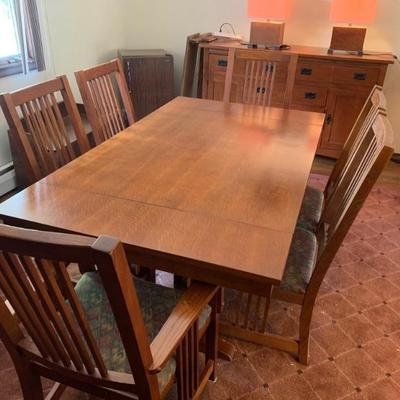 Oak Mission style dining table w/ 2 leaves, 6 chairs and sideboard 