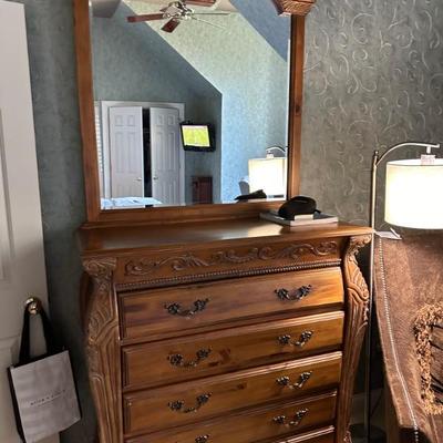 Large dresser chest with Mirror. 