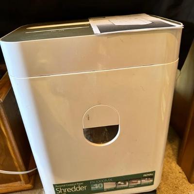 Royal Crosscut Shredder