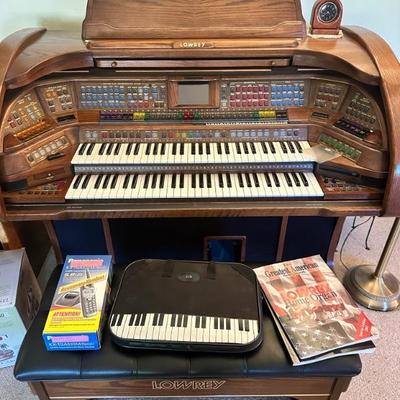 Lowrey organ