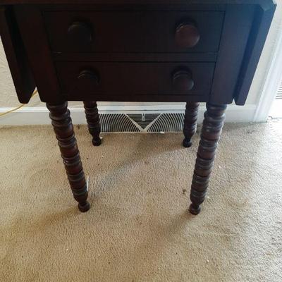 Drop leaf side table 