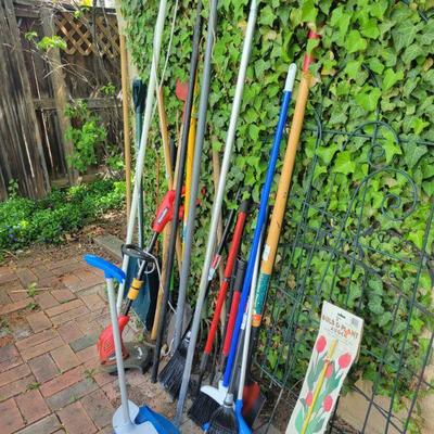 Yard sale photo in Boulder, CO