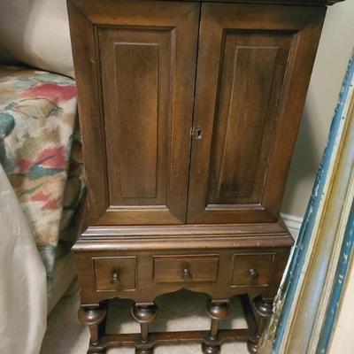 William and Mary style jewelry cabinet with key