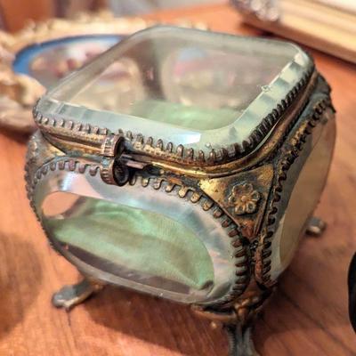 Victorian jewelry  box 