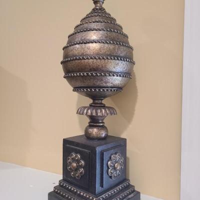 Decorative bronzed ball