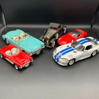 1/18 scale cars