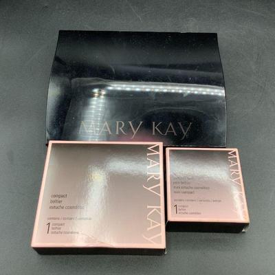 Mary Kay compacts 