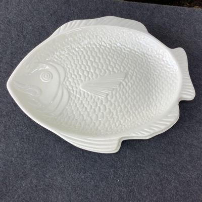 Pair Of Fish Plates By Whittier Pottery, 1979 