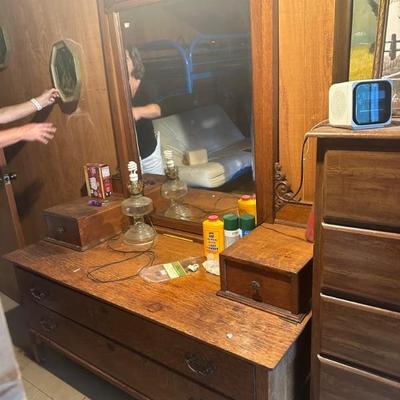 Antique Vanity with mirror