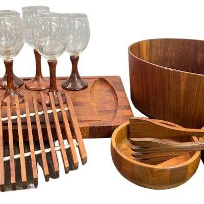 Collection Mid Century Teak, Walnut Kitchenware
