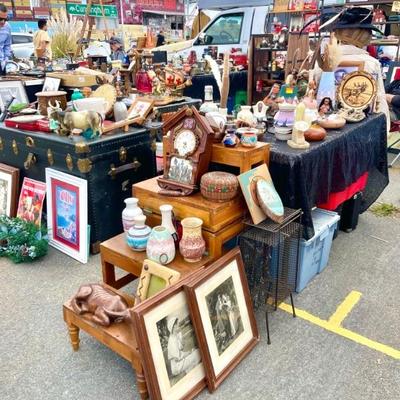 Yard sale photo in Concord, CA