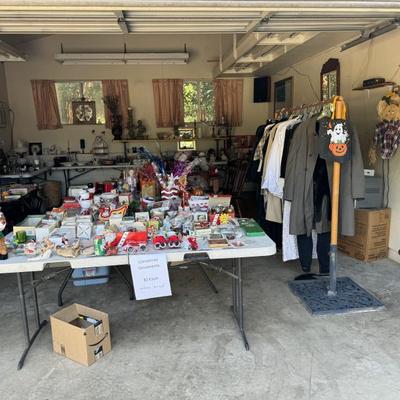 Yard sale photo in Carmichael, CA