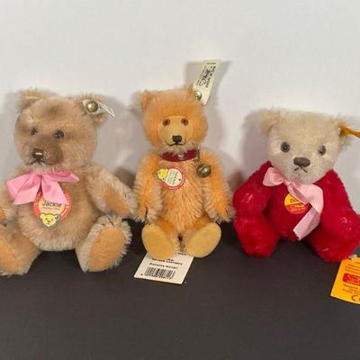 Sm Steiff Bears