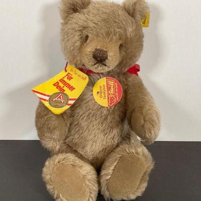 Steiff Bear -0202/26 - 9"