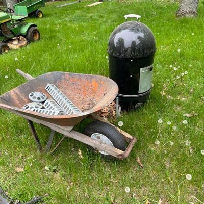 Yard sale photo in Wausau, WI