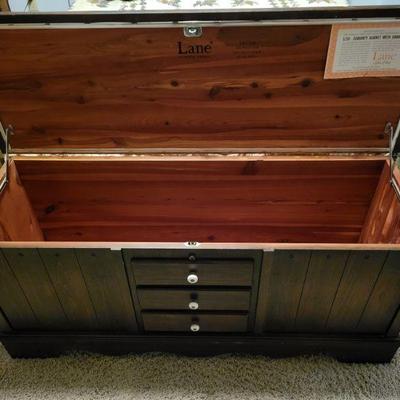 Lane cedar chest