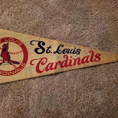 1982 St Louis Cardinals pennant signed by team