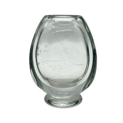 Lot 531  
Kosta Boda Etched Lovebirds Crystal Class Vase