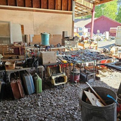Estate sale photo