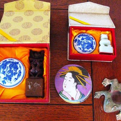 Antique Japanese Jade Stamps Seals in box