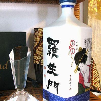 Rashomon Sake Empty White Ceramic Bottle - Crystal Perfume Bottle with Stopper