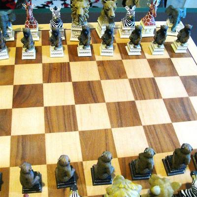 Vintage Complete Wood Safari Chess Set