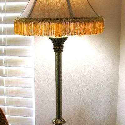 Deco Room Buffet Lamp
