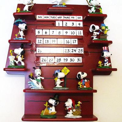Peanuts / Snoopy Collectable Calendar