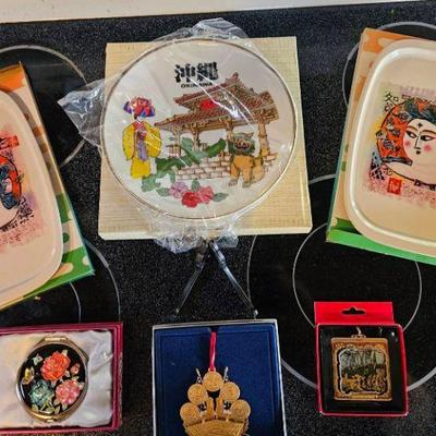 PPE152-Lot Of Beautiful Collectibles