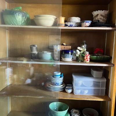 PPE040- Assorted Vintage Serveware (Pyrex, Made In Occupied Japan, Fire King & More)