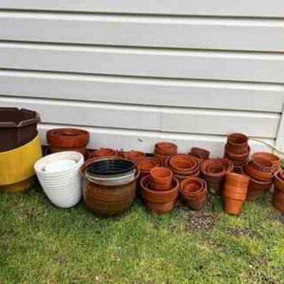 PPE204- Assorted Terracotta Planter Pots