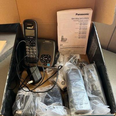 PPE187- Uniden Digital Handset Phones