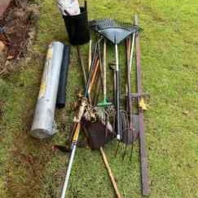 PPE208- Assorted Garden Tools