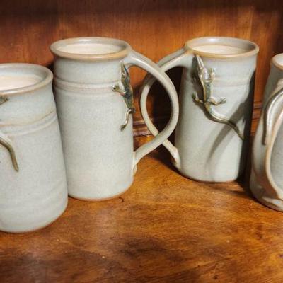 Studio art stoneware mugs with crawling lizards