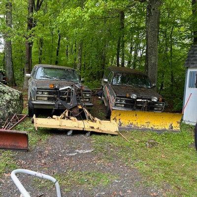 Yard sale photo in Newtown, CT