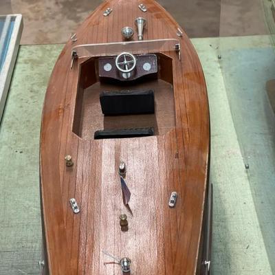 Wood Pleasure boat Model
