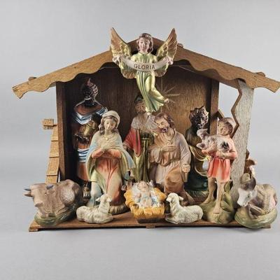 Lot 223 | Vintage Crèche w/ Nativity Scene Figures