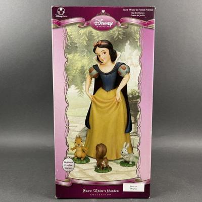 Lot 446 | Snow White and Friends Disney Garden Statues