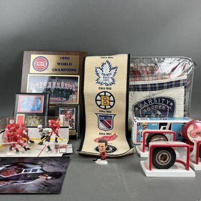 Lot 359 | Sports Memorabilia Red Wings, Pistons, NFL & More