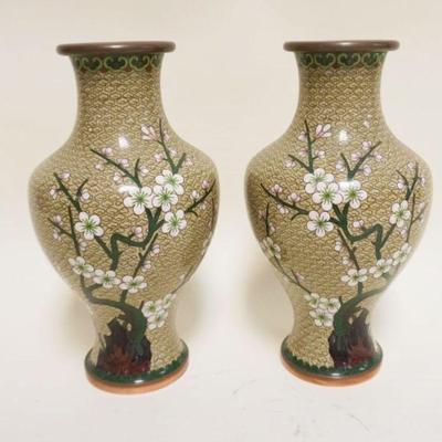 1027	PAIR OF CLOISONNE VASES, APPROXIMATELY 10 1/2 IN HIGH
