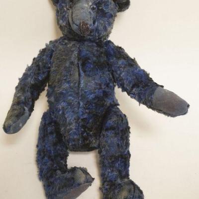 1193	ANTIQUE MOHAIR JOINTED TEDDY BEAR WITH GLASS EYES, APPROXIMATELY 13 IN H

