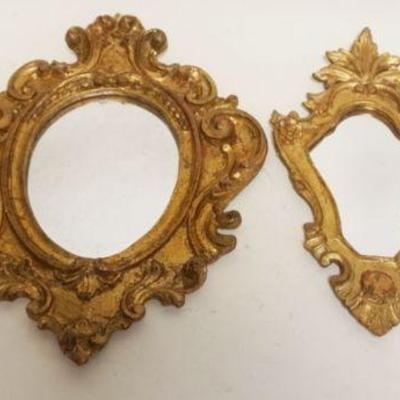 1113	ASSORTMENT OF MINIATURE HANGING MIRROS IN GILT FINISHED FRAMES, LARGEST APPROXIMATELY 12 IN X 15 IN
