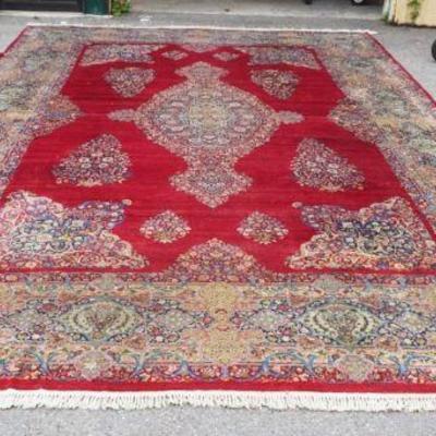 1086	LARGE PERSIAN WOOL RUG, APPROXIMATELY 11 FT X 18 FT
