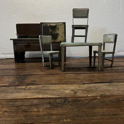 Vintage Tin Toys