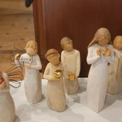 Willow tree figurines
