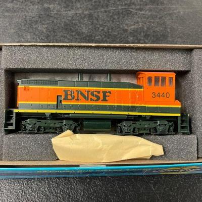 HO SCALE ENGINE