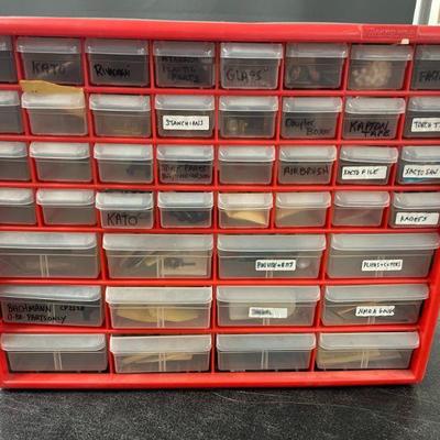 HOBBY/TRAIN PARTS CABINET