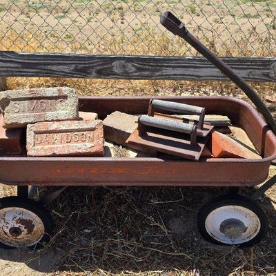 Yard sale photo in Hesperia, CA