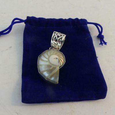 Vintage Kathy's Collection Sterling Ridged Nautilus Shell Pendant - TW 11.1g